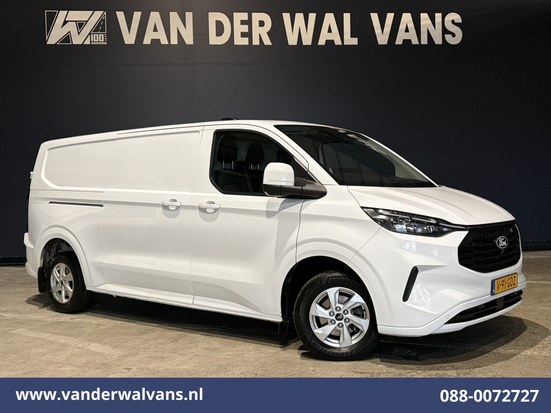 Ford Transit Custom 2.0 TDCI 136pk L2H1 Euro6 Airco | Camera, Voorwielaandrijving, Dealer onderhouden, Gebruikt, 4 cilinders