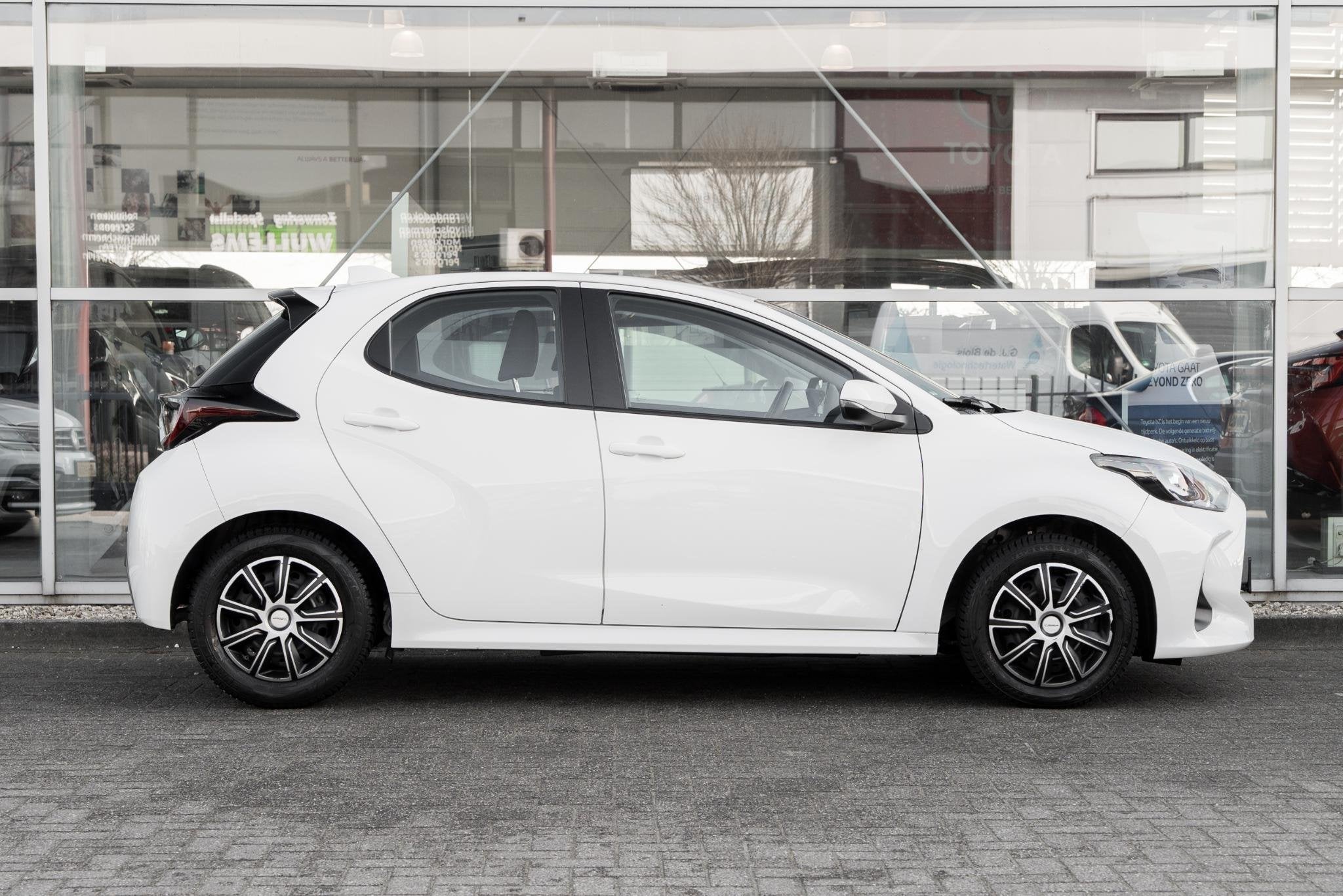 Toyota Yaris 1.5 Hybrid 115 Active, Auto's, Gebruikt, Euro 6, Wit, 1490 cc