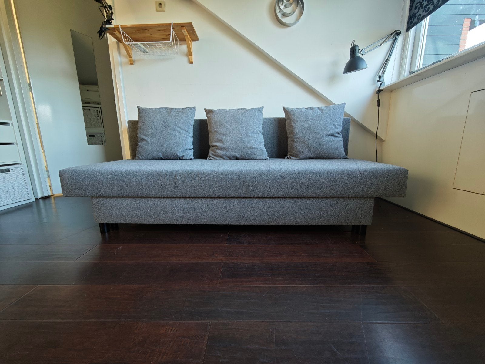 Zo goed als nieuwe ÄLVDALEN grijze slaapbank, Ophalen, Tweepersoons, 140 cm, Zo goed als nieuw