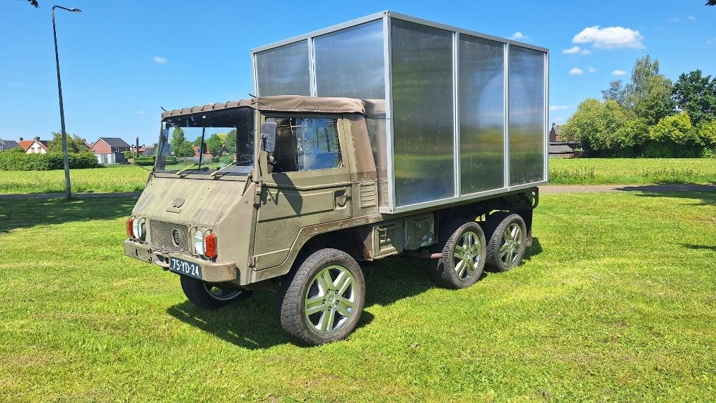 Pinzgauer 712 off-road 6x6 camper, belastingvrij en apk-vrij, Auto's, 2500 cc, Overige modellen, 4 cilinders, Handgeschakeld