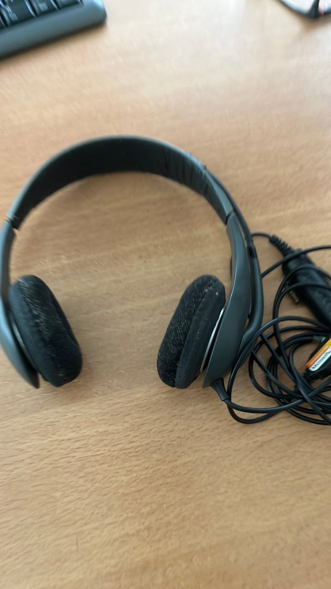 Gebruikte bedrade koptelefoon - Goede staat, Ophalen of Verzenden, Gebruikt, Overige merken