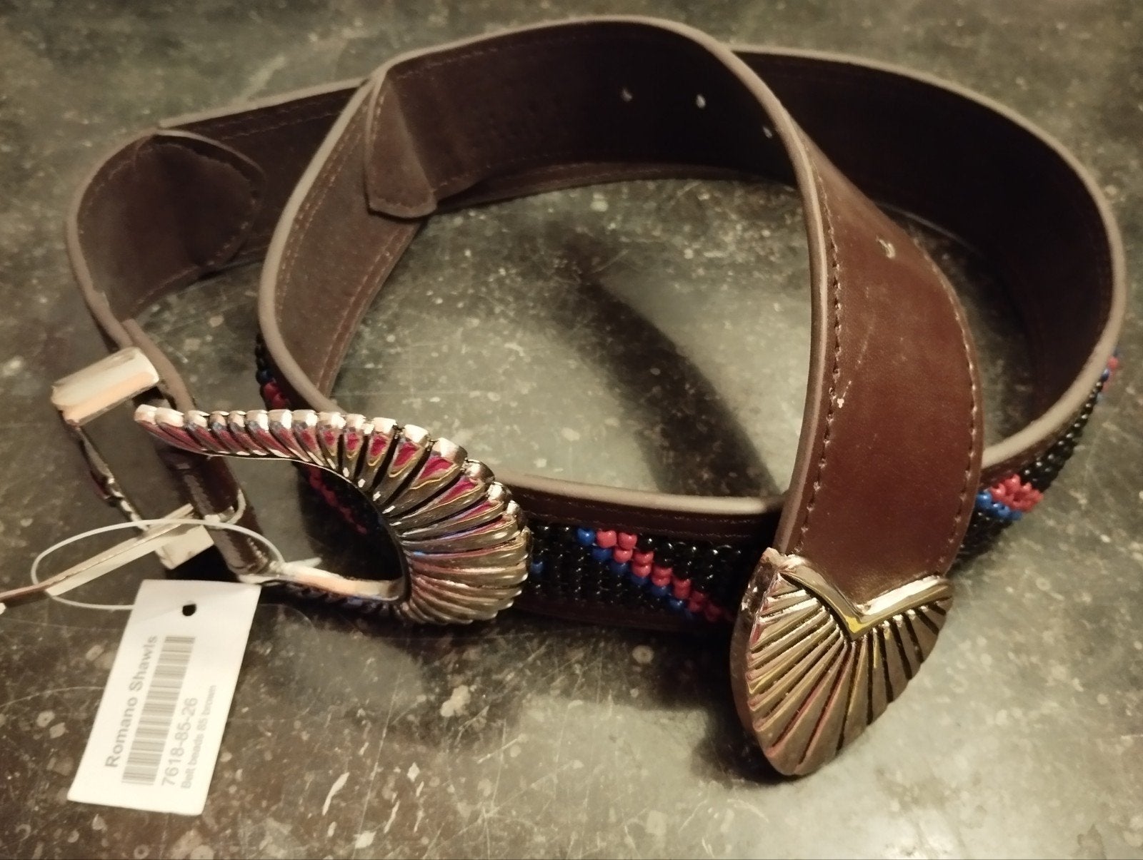Nieuwe Bruine Riem met Geborduurde Kralen en Grote Gesp, Kleding | Dames, Riemen en Ceinturen, Ophalen of Verzenden, Nieuw, Bruin