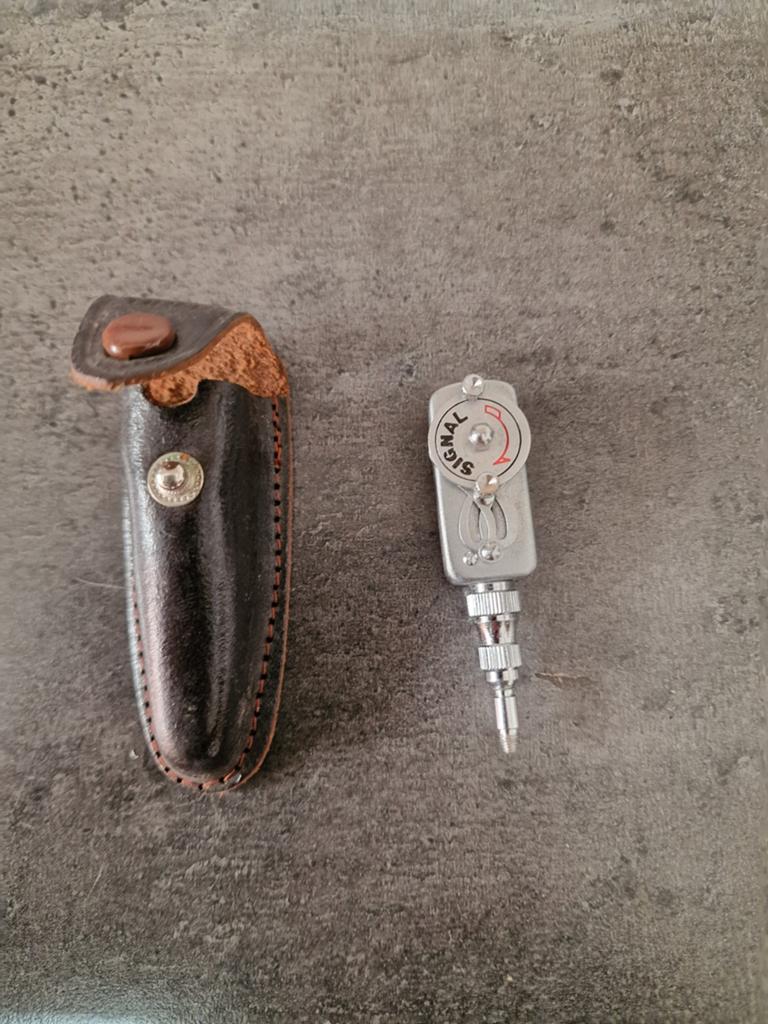 Vintage Signal Zelfontspanner voor Camera met Leren Hoesje, Ophalen of Verzenden