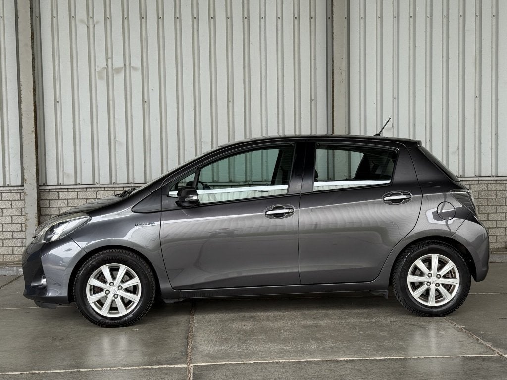 Toyota Yaris automaat 1.5 Full Hybrid Asp. (bj 2014), Auto's, Automaat, Euro 5, 1497 cc, Gebruikt