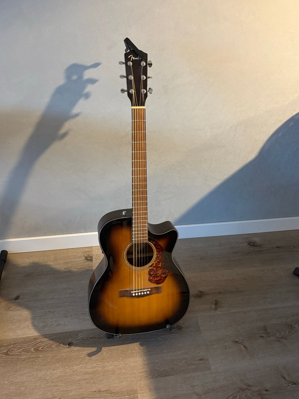 Fender CC-140SCE Concert Cutaway akoestische gitaar, Ophalen, Zo goed als nieuw, Western- of Steelstringgitaar, Met (piezo-)element