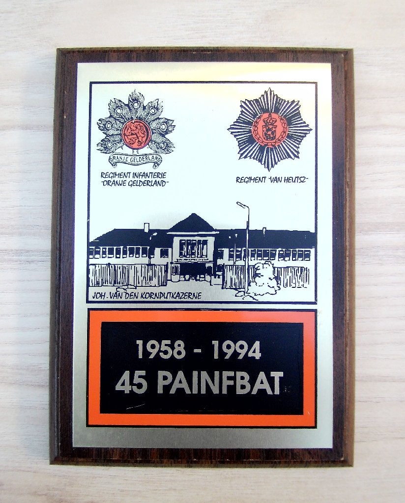 Wapenschild 45 Pantserinfanteriebataljon 1958 - 1994, Verzamelen, Ophalen of Verzenden, Landmacht, Nederland, Embleem of Badge