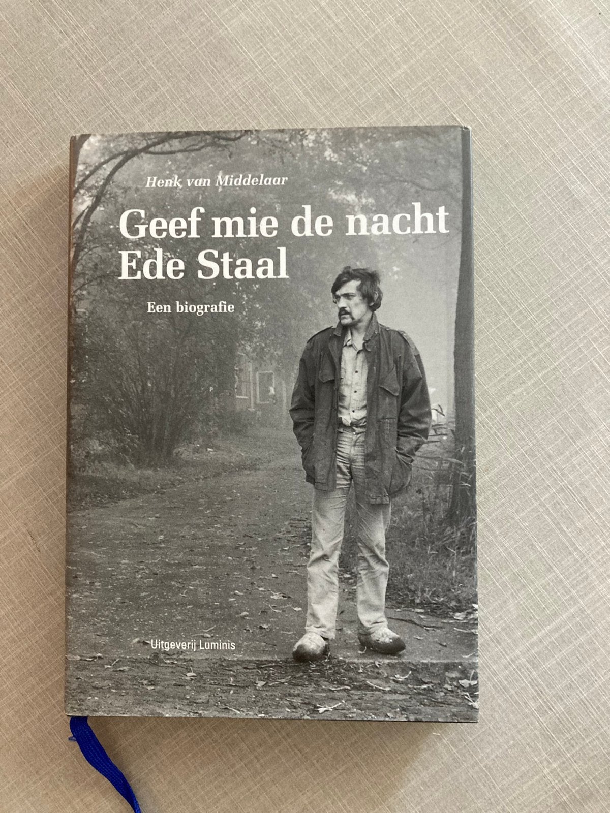 Geef mie de nacht Ede Staal - Een biografie, Boeken, Ophalen of Verzenden, Zo goed als nieuw, Overige