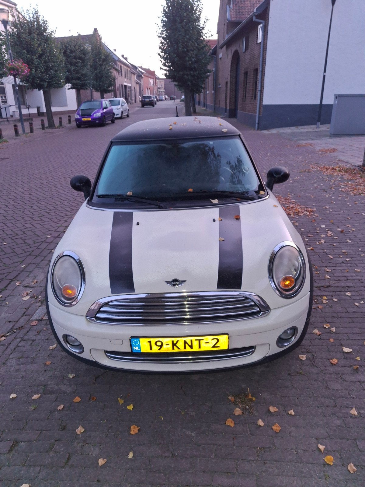Mini 1.6 16V Cooper 2010 Wit, Voorwielaandrijving, 4 cilinders, 4 stoelen, Origineel Nederlands