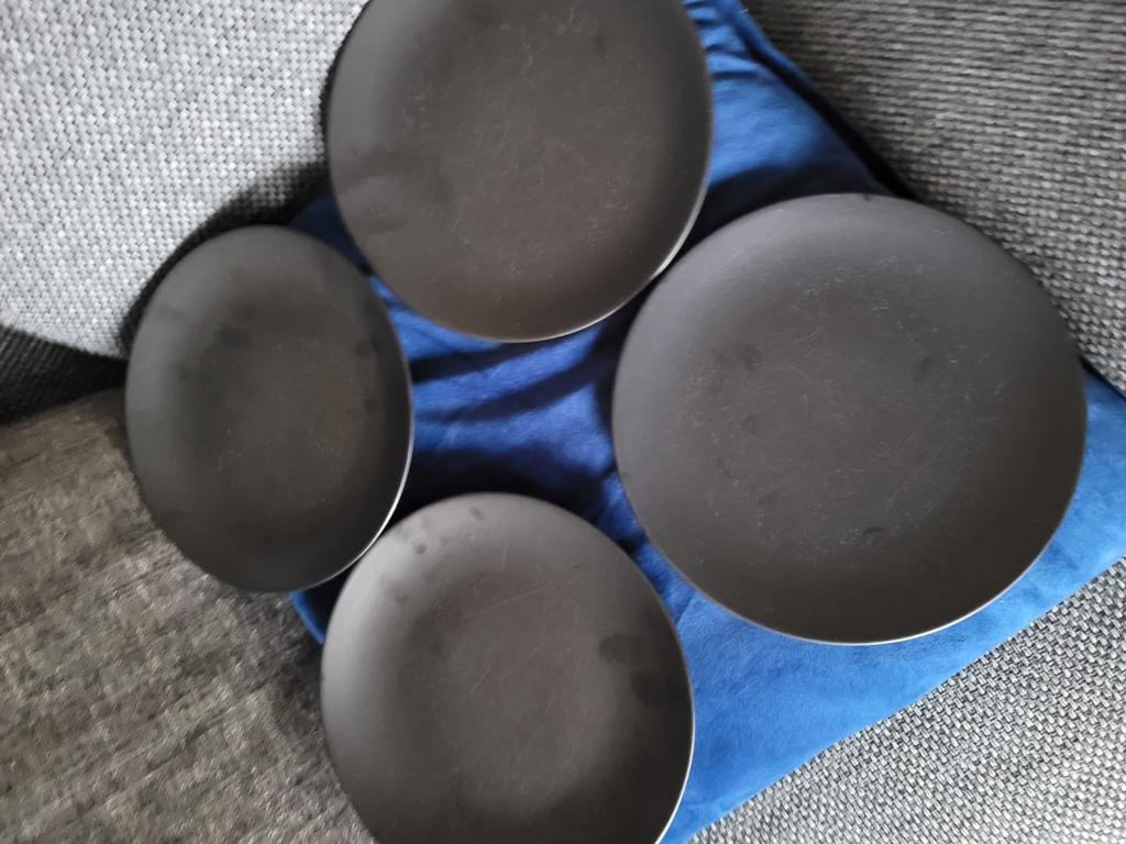 4 ontbijtbordjes 21 cm doorsnede H&M mode, Ophalen of Verzenden, Overige stijlen, Bord(en)