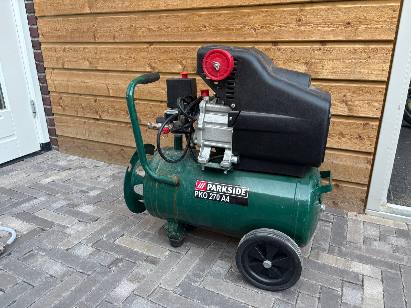 Parkside Compressor PKO 270 A4 met accessoires, Ophalen, Gebruikt, 6 tot 10 bar, 25 tot 100 liter