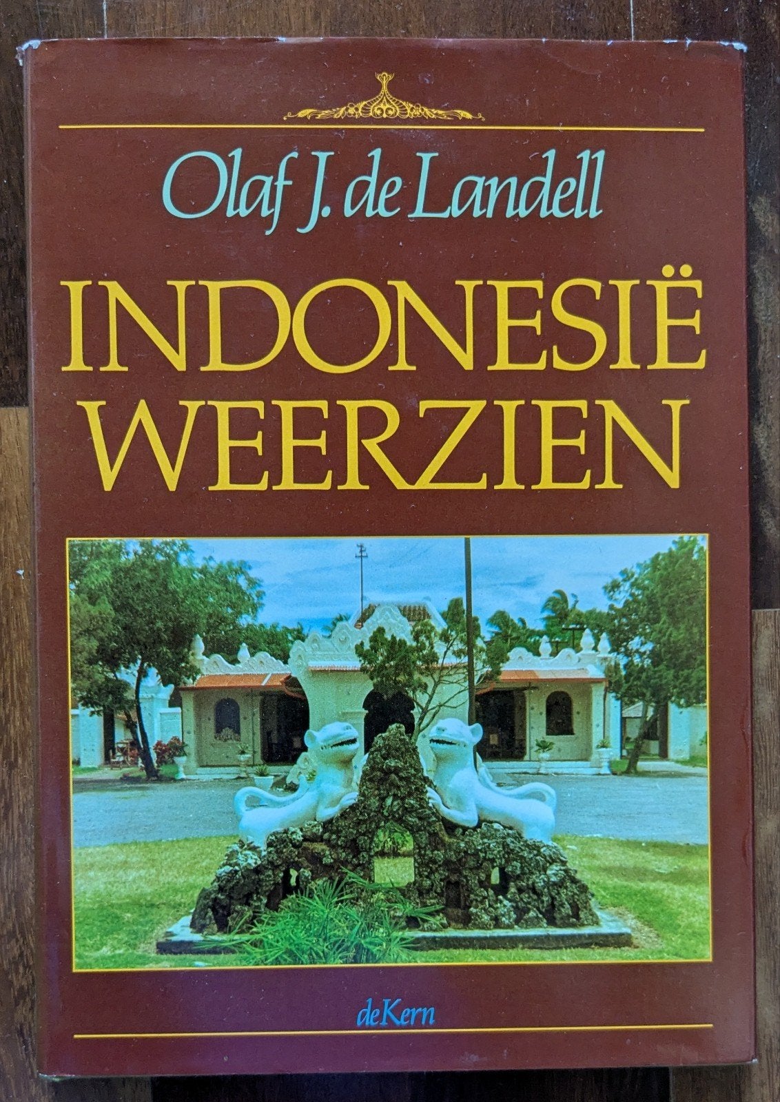 Indonesië Weerzien - Olaf J. de Landell (1980), Boeken, Ophalen of Verzenden, Gelezen, Olaf J. de Landell