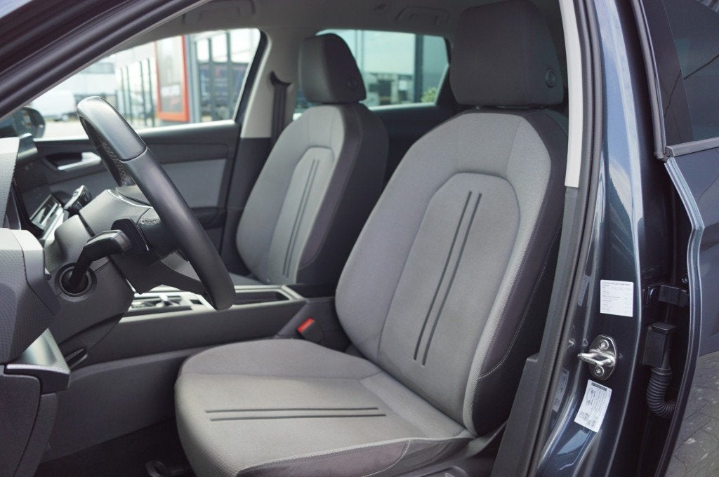 Seat LEON Sportstourer 1.5 TSI DSG Style / LED / Key-less /, Huisgarantie, 4 cilinders, Leon, USB