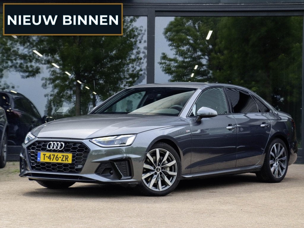 Audi A4 Limousine 40 TFSI S edition Competition 204pk Bang &, Gebruikt, 4 cilinders, Origineel Nederlands, Bedrijf