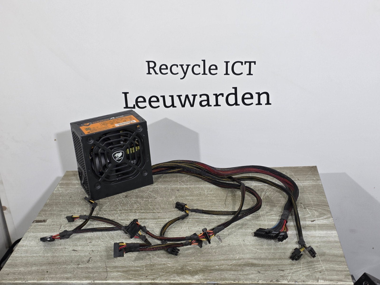 Cougar 400w max voeding psu power supply a400, Gebruikt, ., Ophalen of Verzenden, .