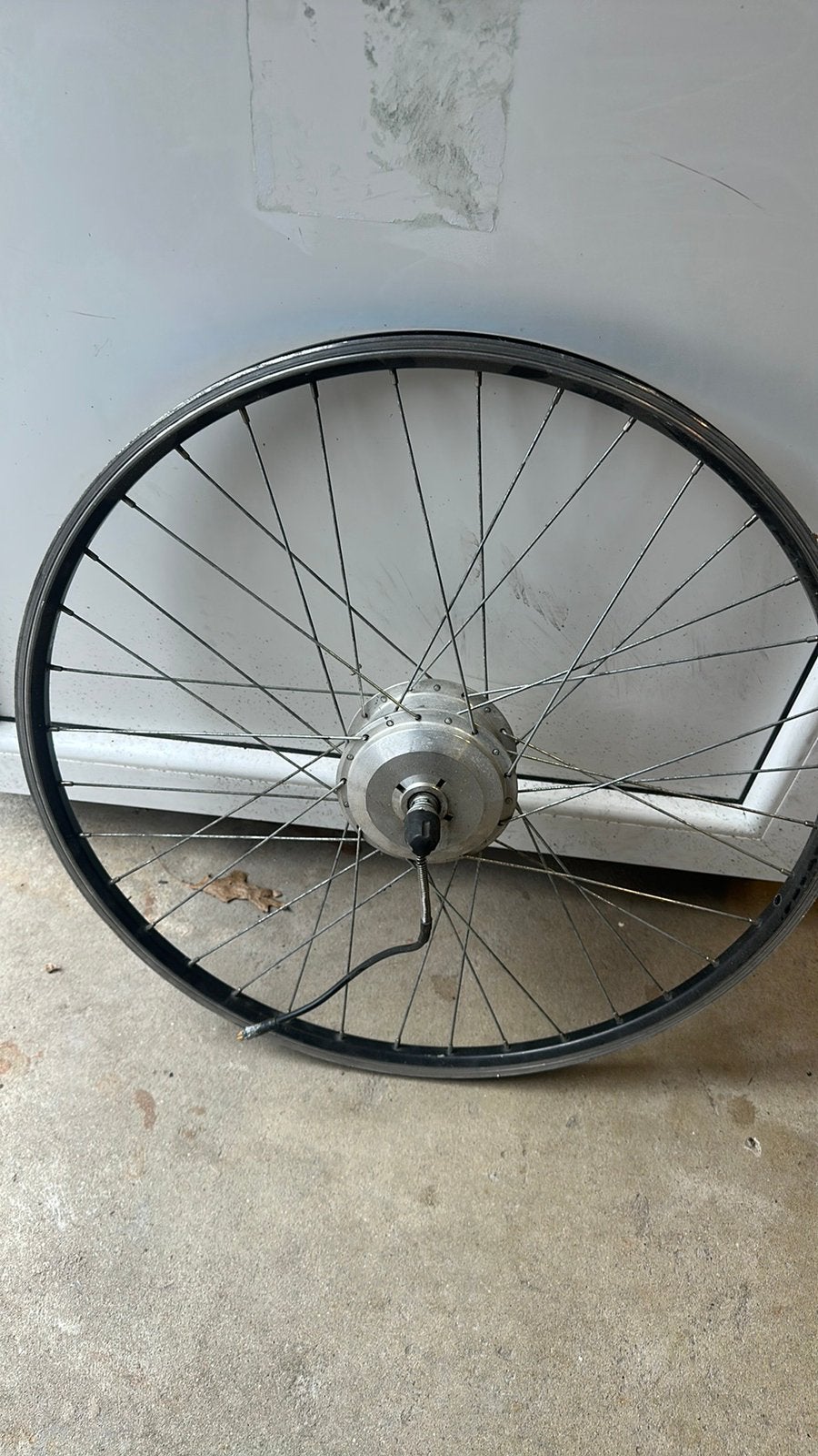 28 inch Voorwiel motor Batavus of Sparta, Ophalen, Zo goed als nieuw, Motor
