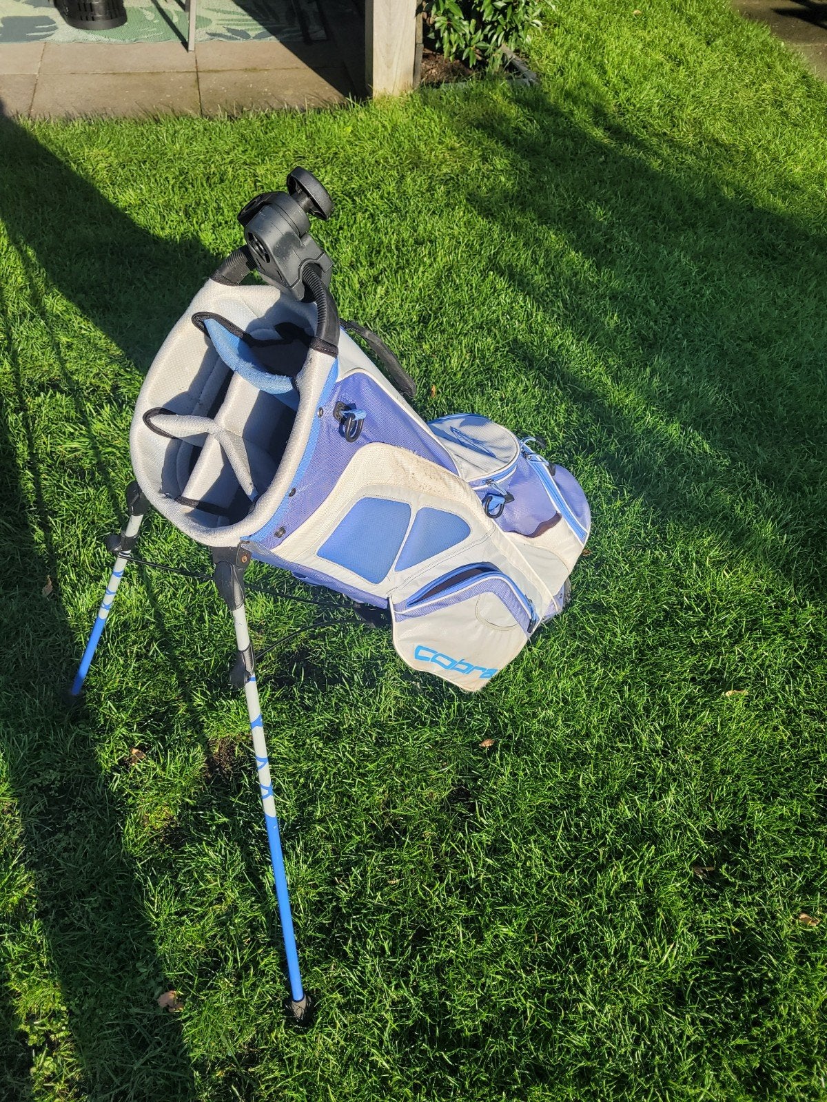 Goed onderhouden golftas met standaard, Ophalen, Zo goed als nieuw, Tas