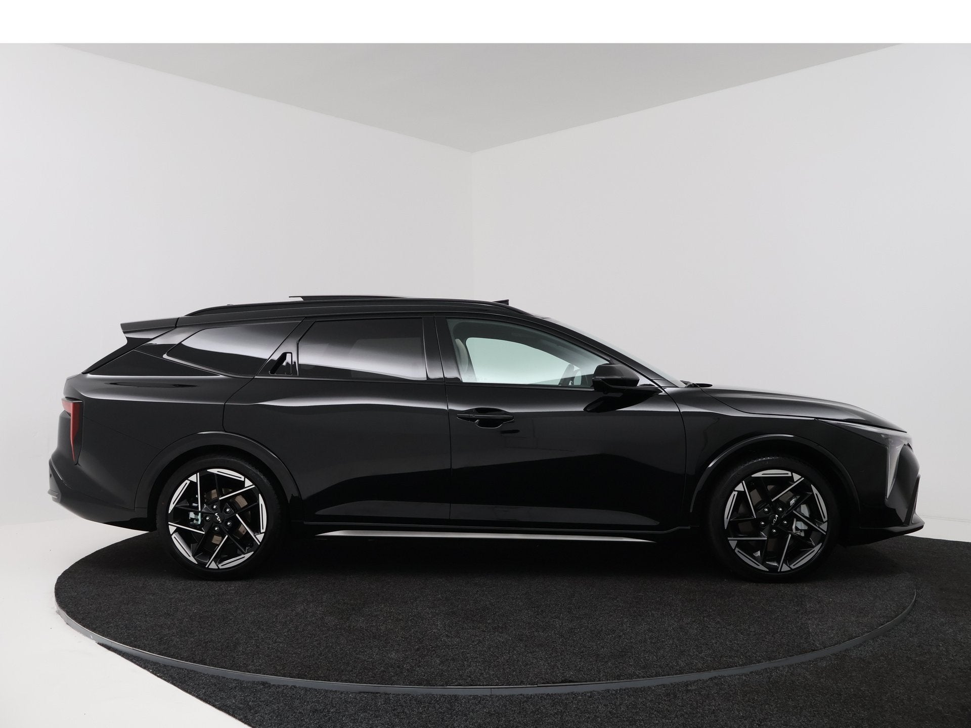 Kia K4 Sportswagon 1.6 T-GDi GT-PlusLine | 180 pk | Company, Auto's, 12 maanden, 1440 kg, 4 cilinders, 179 pk