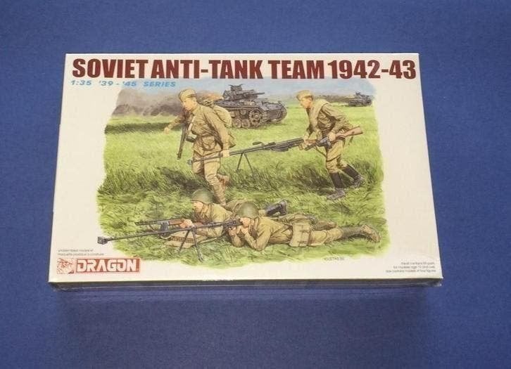 Dragon 6049 Soviet Anti-Tank Team 1/35, Hobby en Vrije tijd, Ophalen of Verzenden, Nieuw, 1:35 tot 1:50