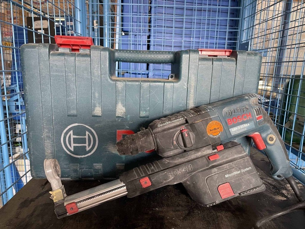 WB11 - Bosch boorhamer, werkend, Ophalen, Gebruikt, 600 watt of meer, Boor- en Schroefmachine