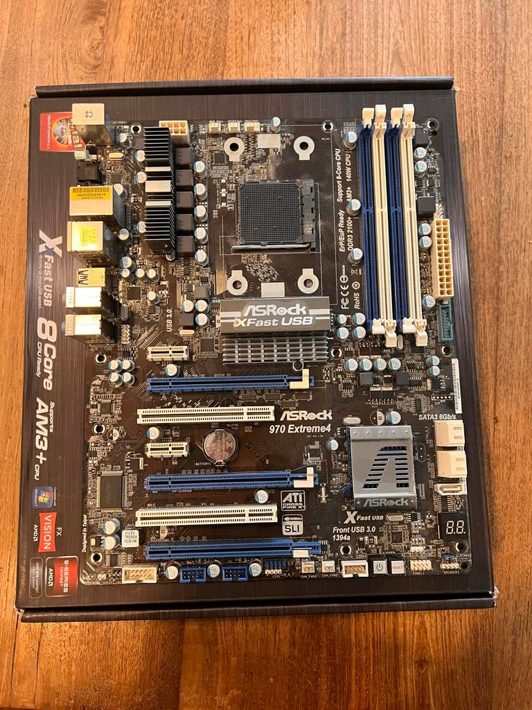 ASRock 970 Extreme4 met AMD sempron cpu en SLI-bridge, Ophalen, Gebruikt, AMD, DDR3