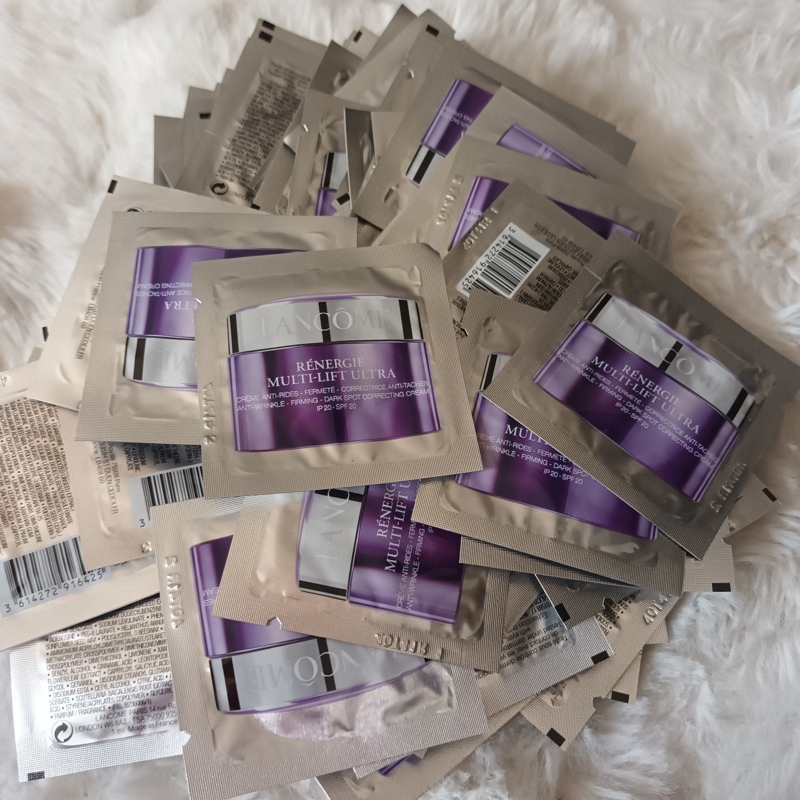 LANCOME Rénergie multi lift anti dark spot..100 stuks..nieuw, Ophalen of Verzenden, Nieuw, Ogen