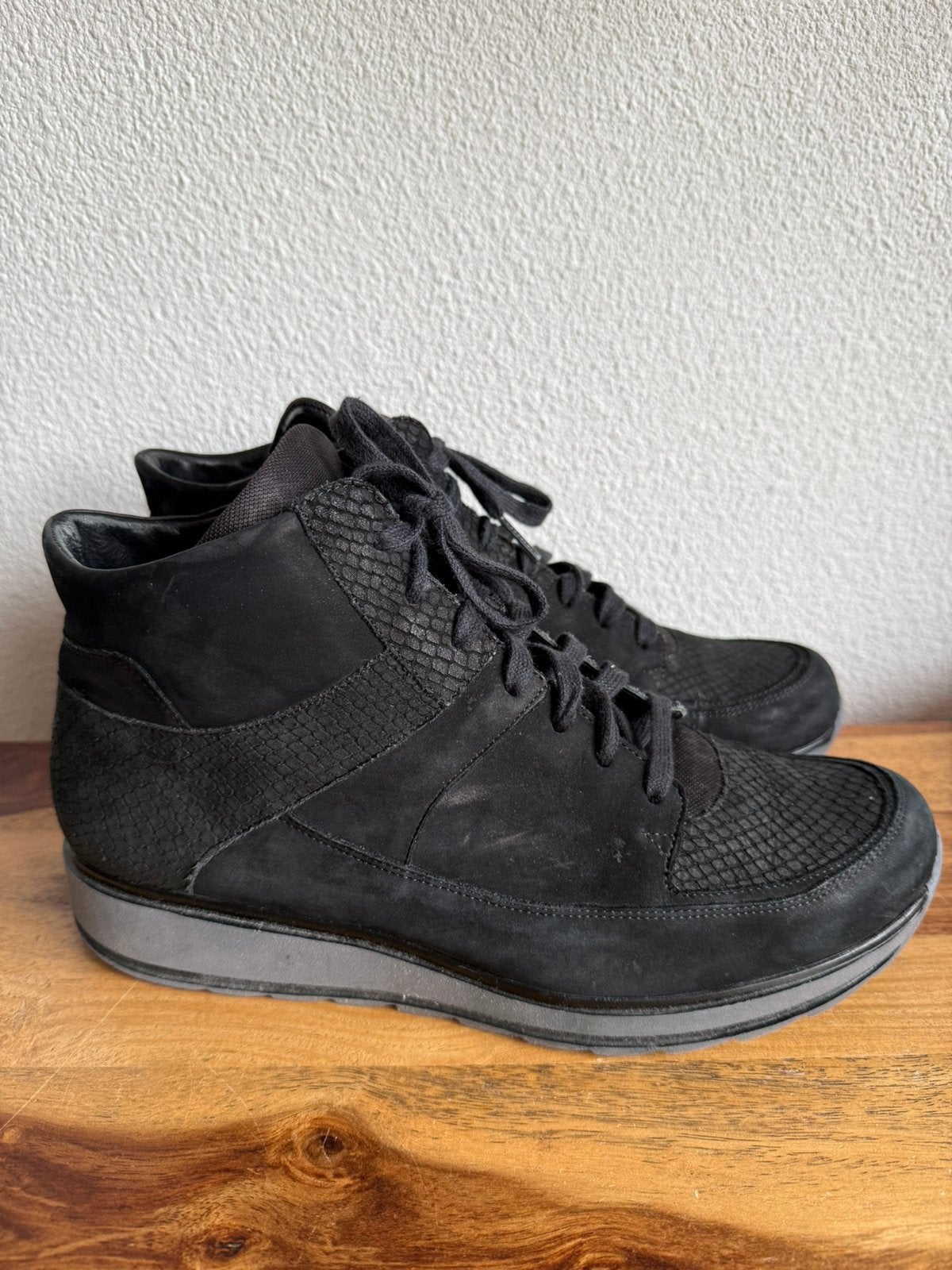 Zwarte Durea veter boots Maat 42 Nette staat!, Zwart, Lage of Enkellaarzen, Ophalen of Verzenden, Gedragen