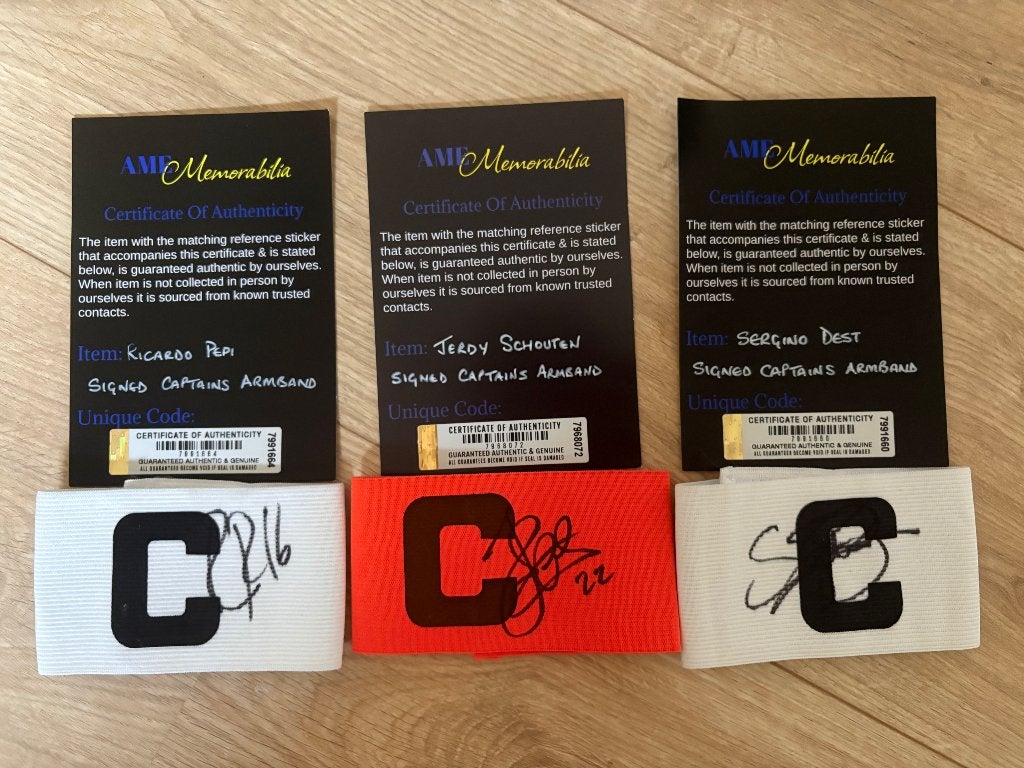 3 gesigneerde aanvoerdersbanden PSV: Schouten, Dest & Pepi, Ophalen of Verzenden, Nieuw, PSV, Overige typen