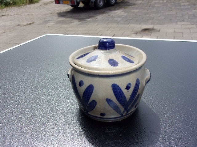 klein keuls potje met deksel, Ophalen of Verzenden