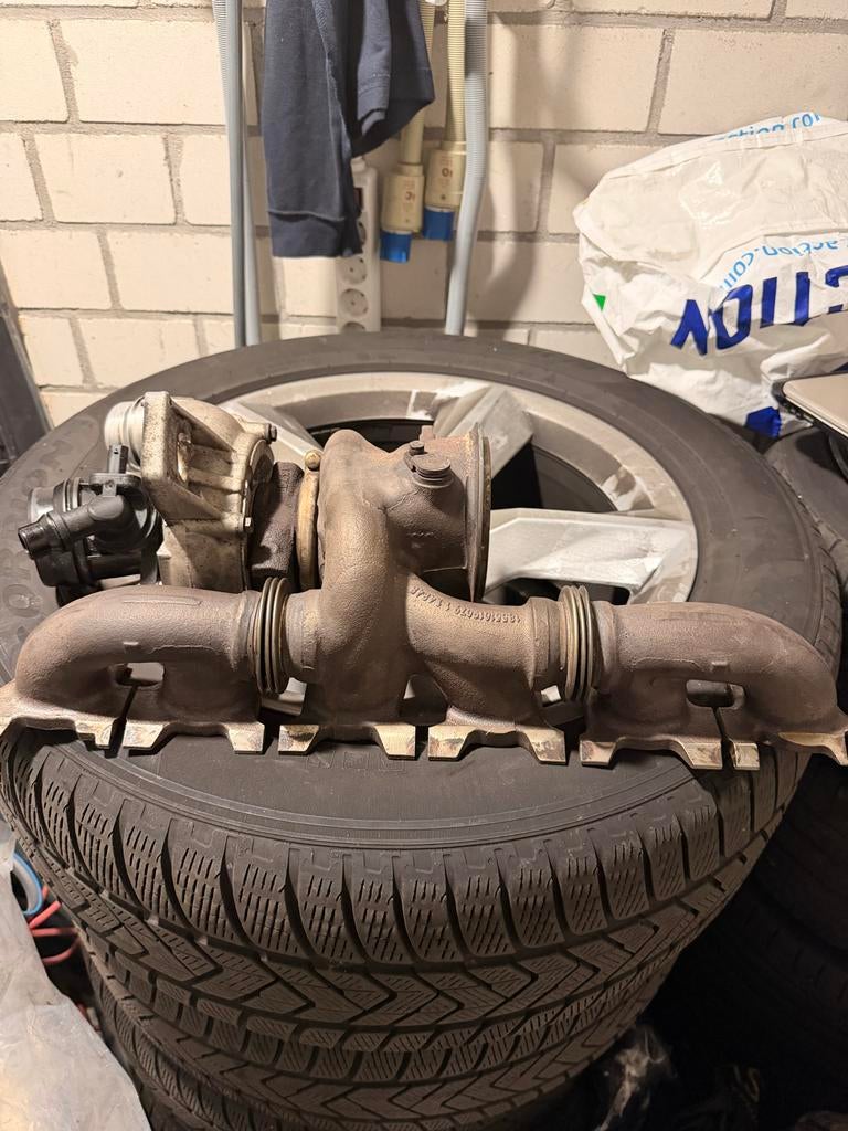 BMW 1863101500B Turbo met spruitstuk B58 gen 2, Ophalen of Verzenden, Gebruikt, BMW