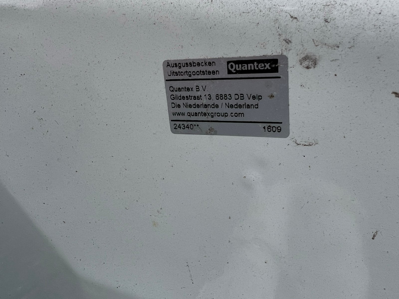 Quantex uitstortgootsteen / wasbak, Ophalen, Gebruikt, Wastafel