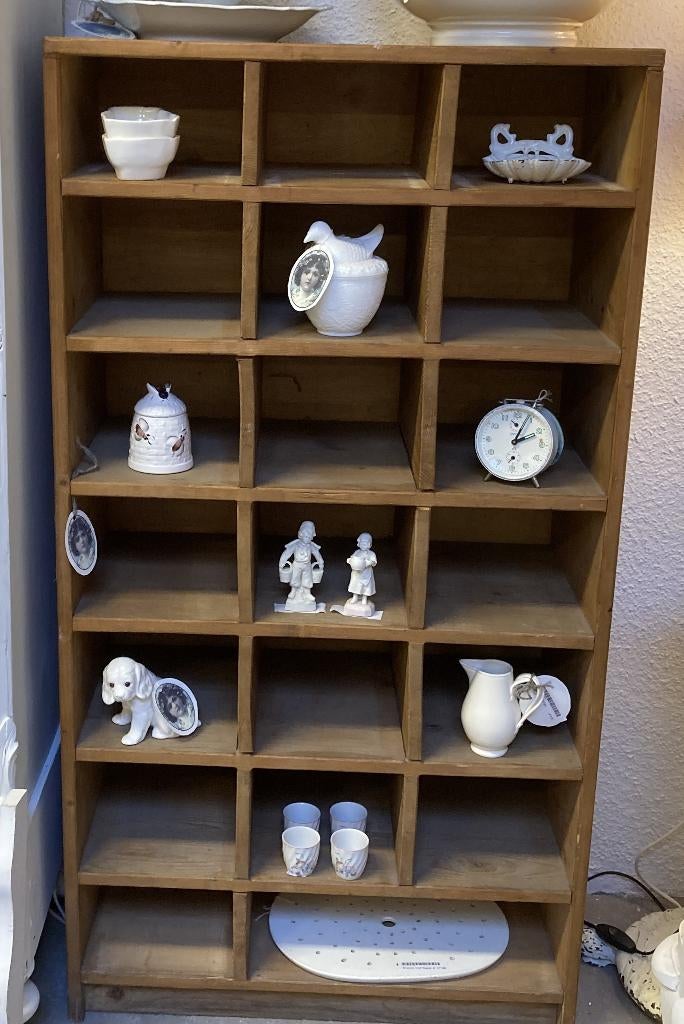 Brocante houten vakkenkast, Antiek en Kunst, Ophalen
