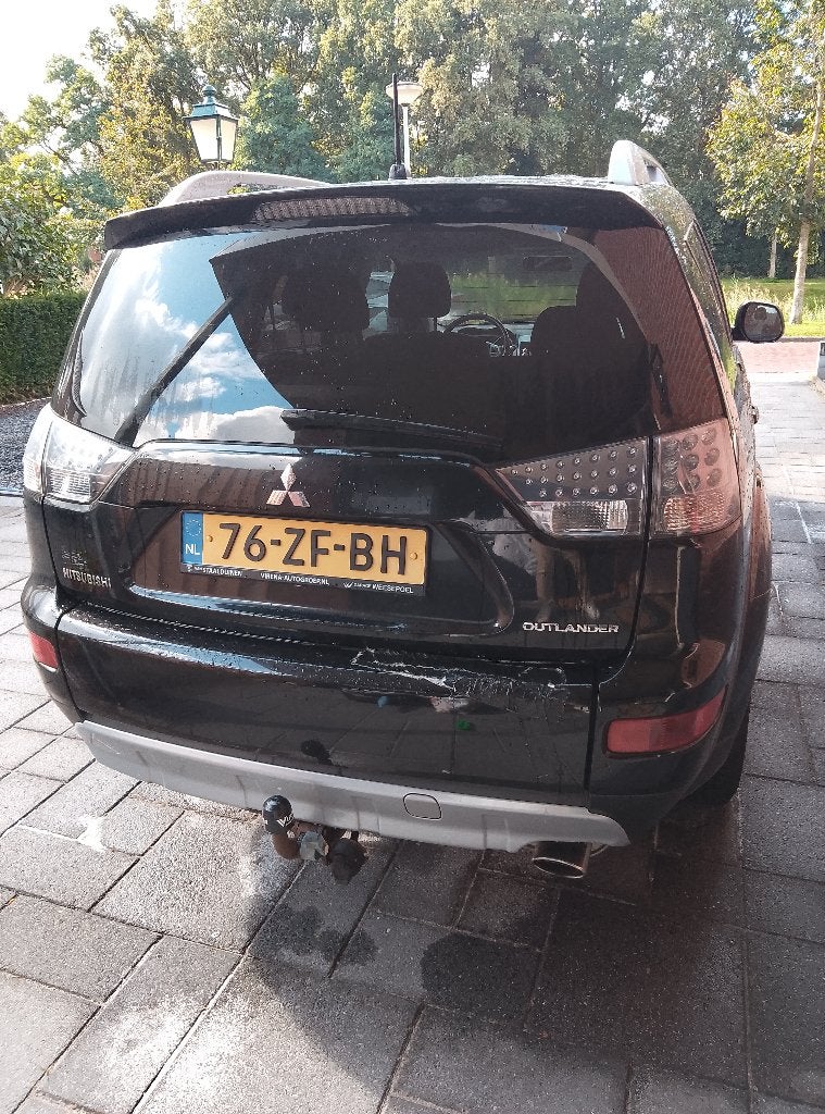 Mitsubishi Outlander 2.4 MPI 2WD 2008 Zwart, Auto's, Voorwielaandrijving, Dealer onderhouden, Stof, Outlander