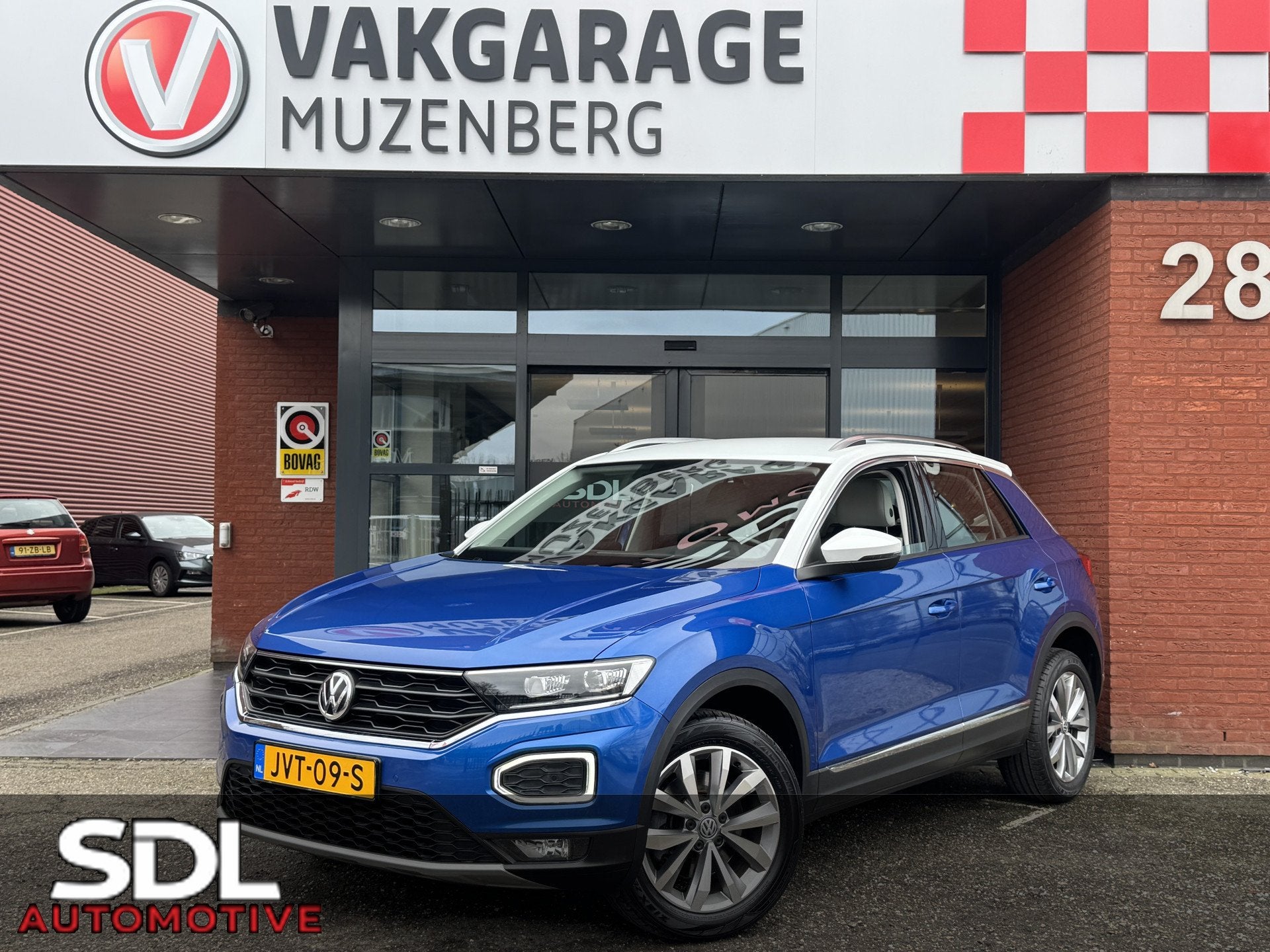 Volkswagen T-Roc 1.0 TSI Style // FULL LED // LEDER // NAVI, Auto's, Volkswagen, Voorwielaandrijving, 12 maanden, Gebruikt, Blauw