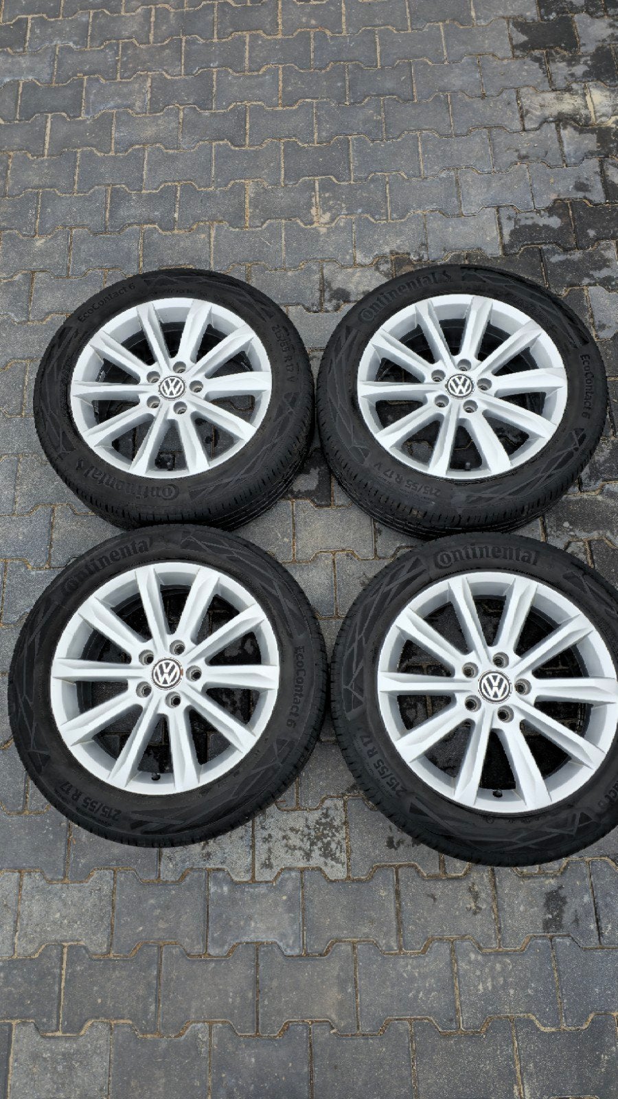 VW Passat 17 inch velgen met Continental banden, Ophalen, Banden en Velgen, 17 inch, Personenwagen