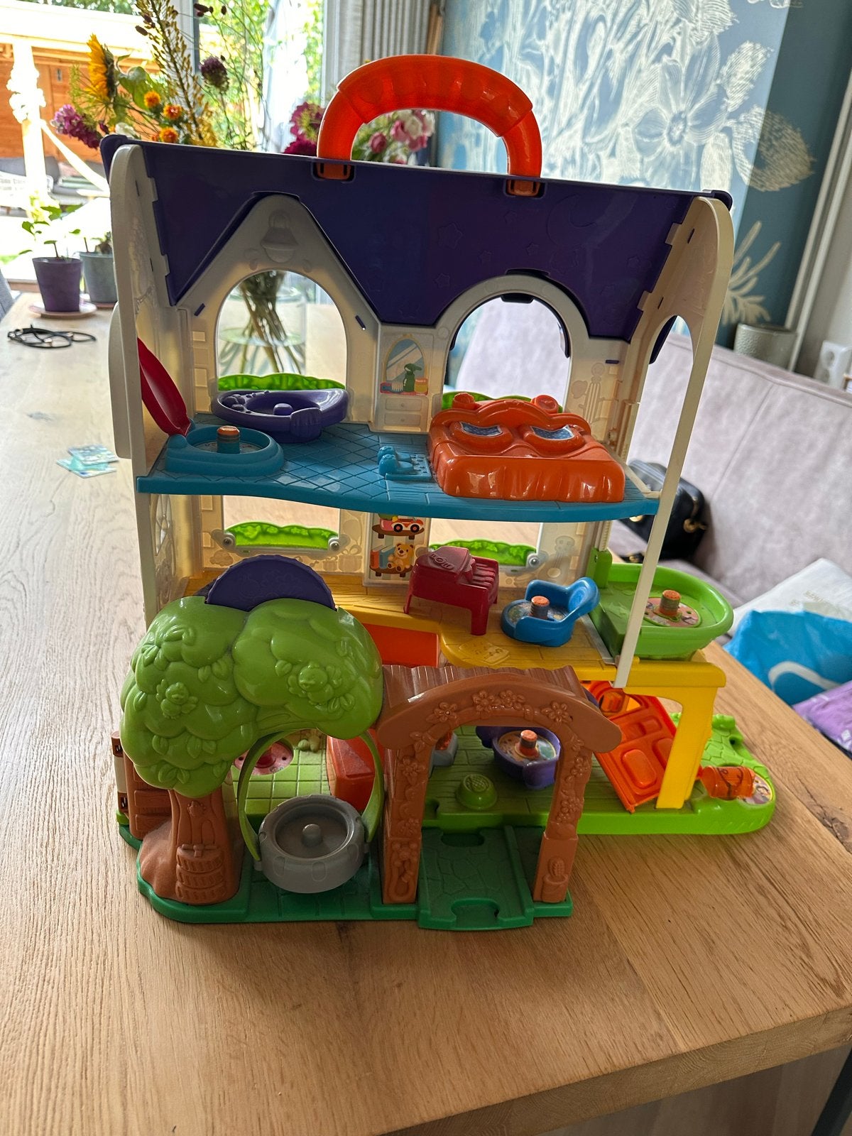 VTech Vrolijke Vriendjes Magisch Speelhuis (zonder poppetjes, Ophalen, Gebruikt, Jongen of Meisje