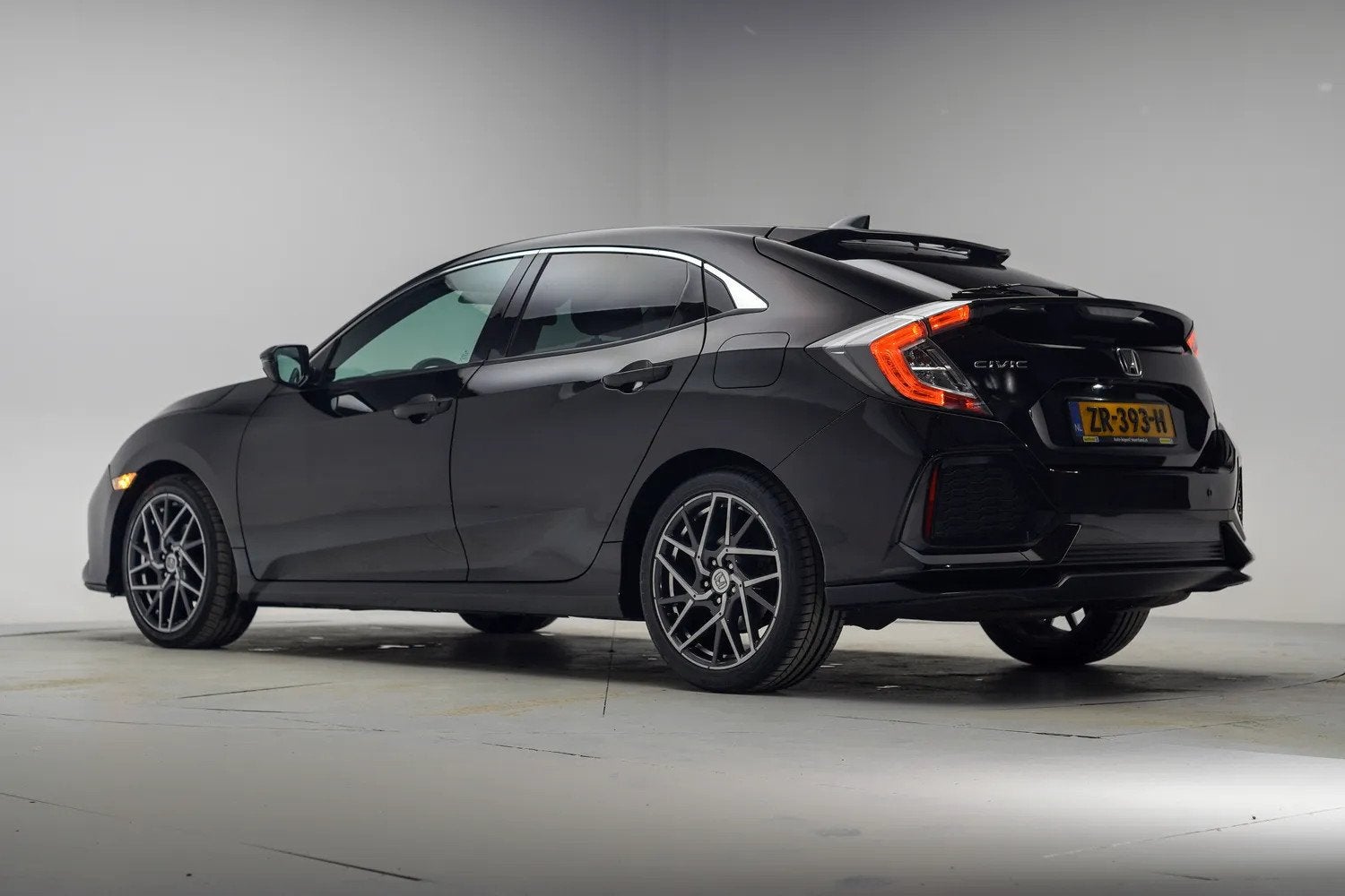 Honda Civic 1.0 i-VTEC Executive [ Adapt. cruise Clima Navi, Voorwielaandrijving, Gebruikt, 129 pk, 1246 kg