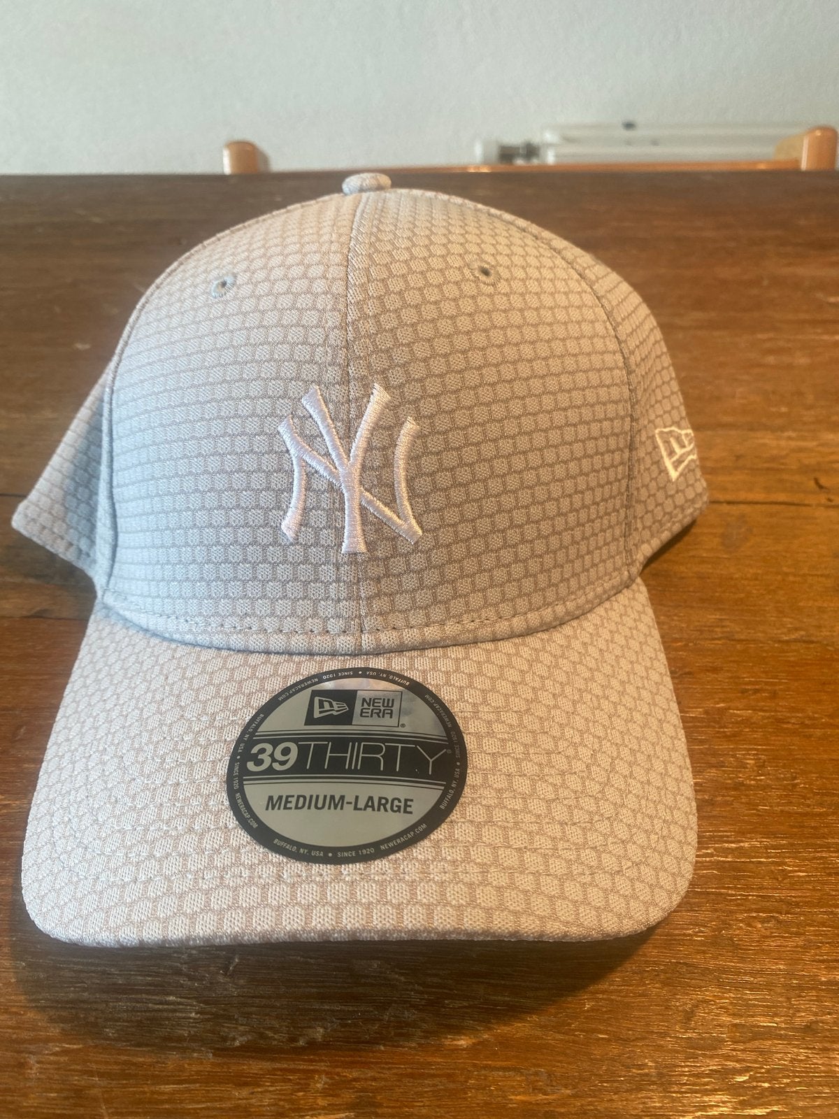 New Era 39THIRTY New York Yankees Pet - Medium/Large, Kleding | Heren, Hoeden en Petten, Ophalen of Verzenden, Nieuw, Pet