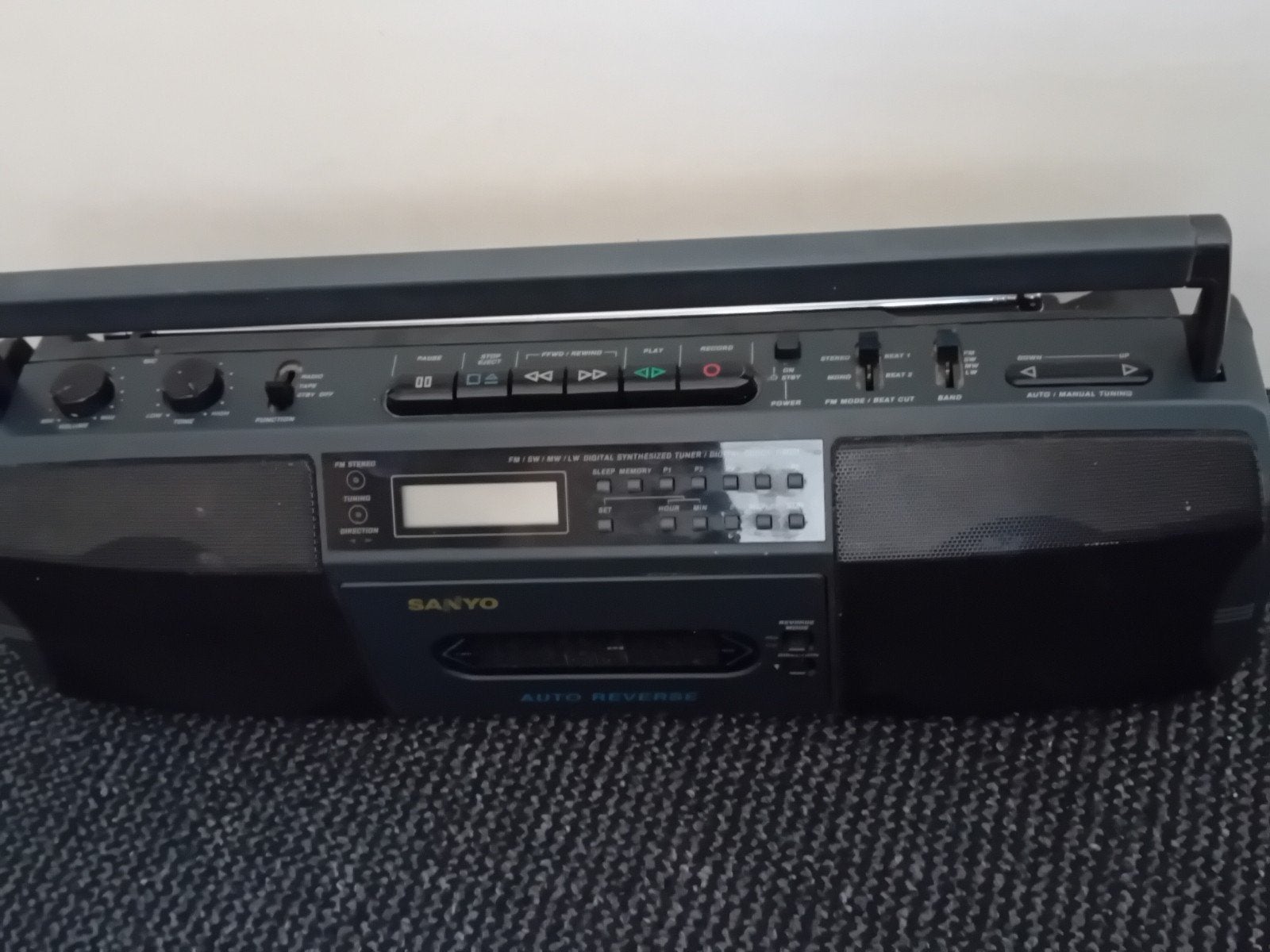 Sanyo radio aleen fm, Ophalen