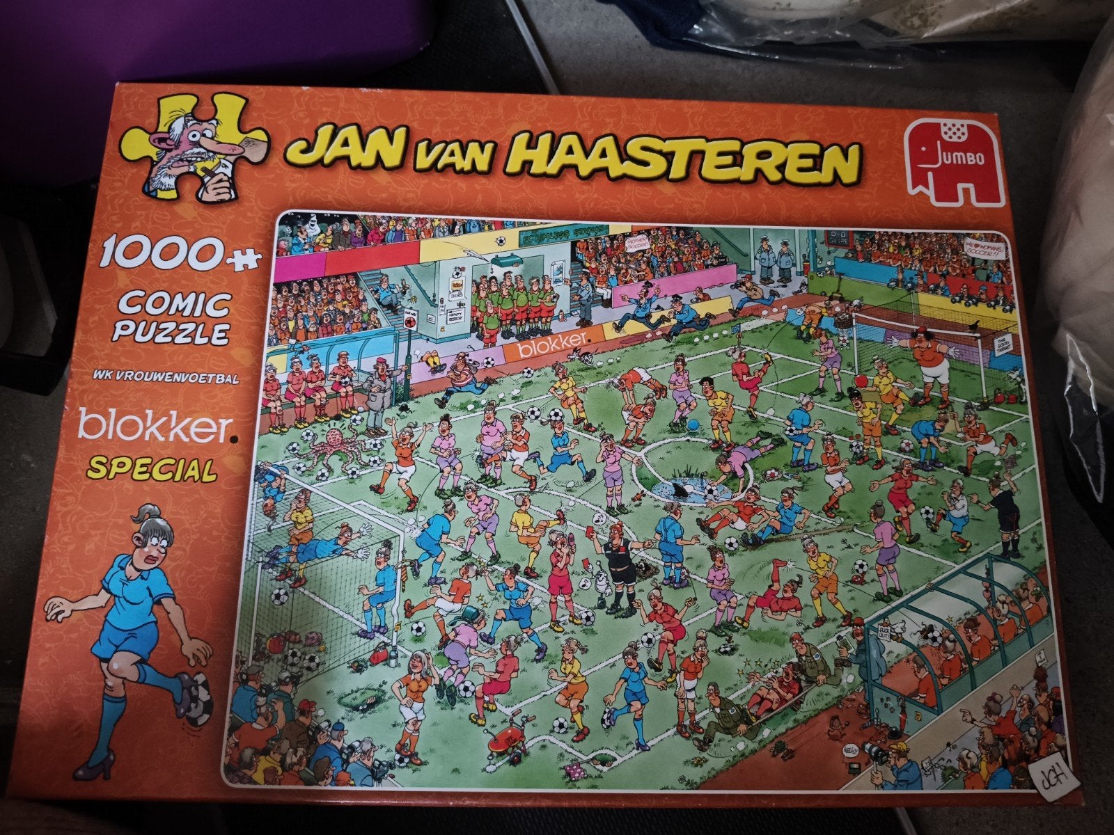 Jan van Haasteren WK Vrouwenvoetbal 1000 stukjes, Ophalen of Verzenden, 500 t/m 1500 stukjes, Gebruikt, Legpuzzel