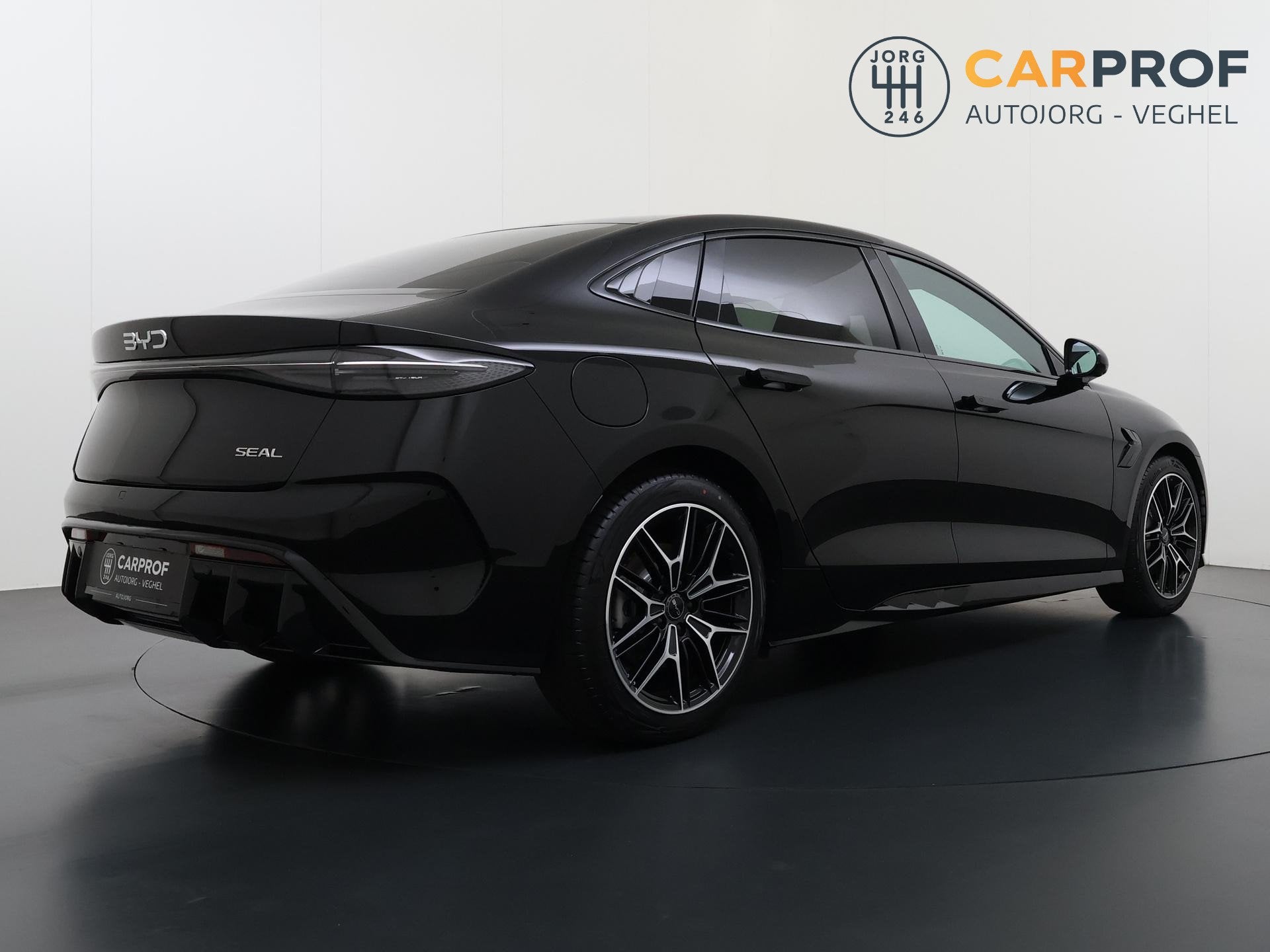 BYD SEAL Design RWD 82.5 kWh 360 Camera | Cruise | Carplay |, Auto's, Automaat, Achterwielaandrijving, Gebruikt, Zwart