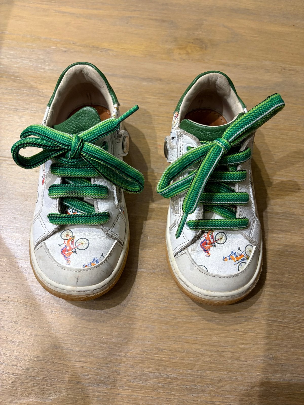 Zecchino d’oro kinderschoenen met fietsjes, maat 23, Ophalen of Verzenden, Gebruikt, Jongen of Meisje, Schoenen