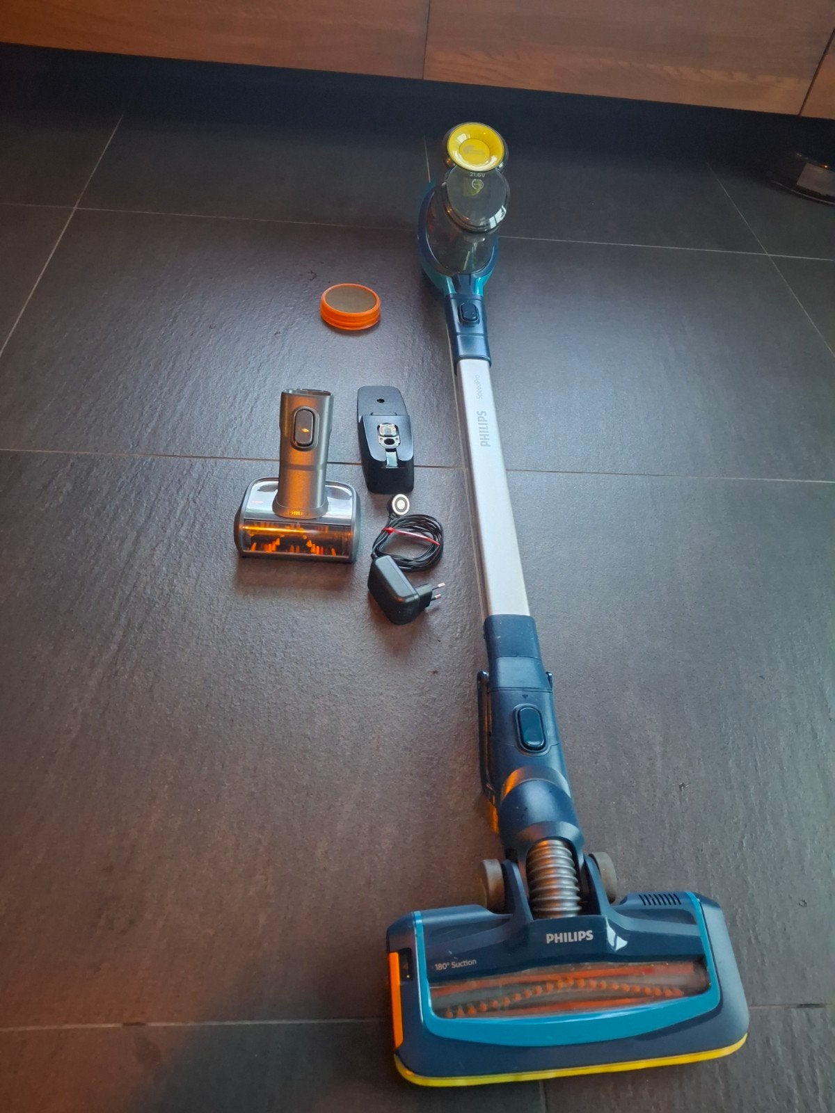 Philips SpeedPro Steelstofzuiger - Draadloos en Krachtig, Gebruikt, Ophalen of Verzenden, Reservoir, Steelstofzuiger