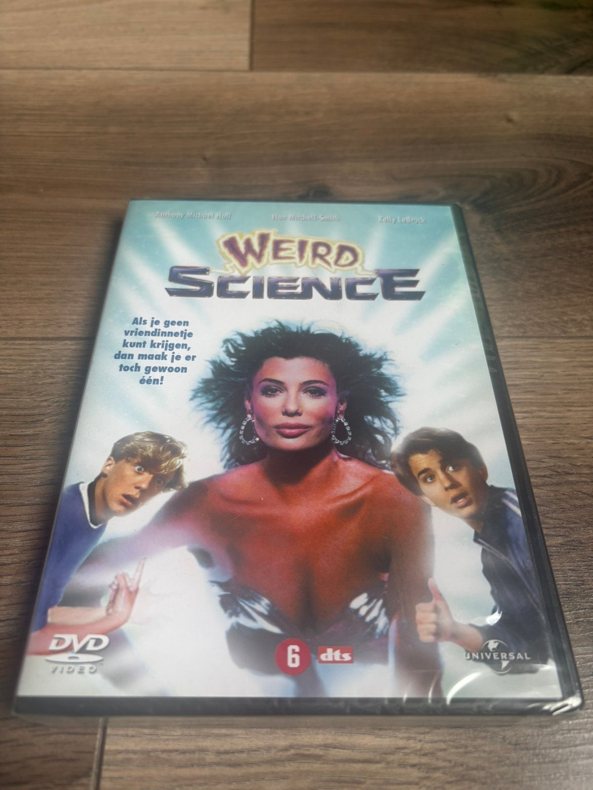 Weird Science *Nieuw in plastic* van John Hughes, Alle leeftijden, Ophalen of Verzenden, Zo goed als nieuw, Romantische komedie