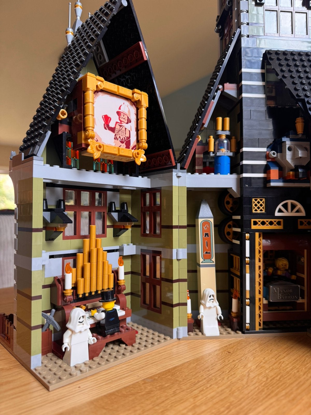Foto 8 van Lego 10273 the Haunted House