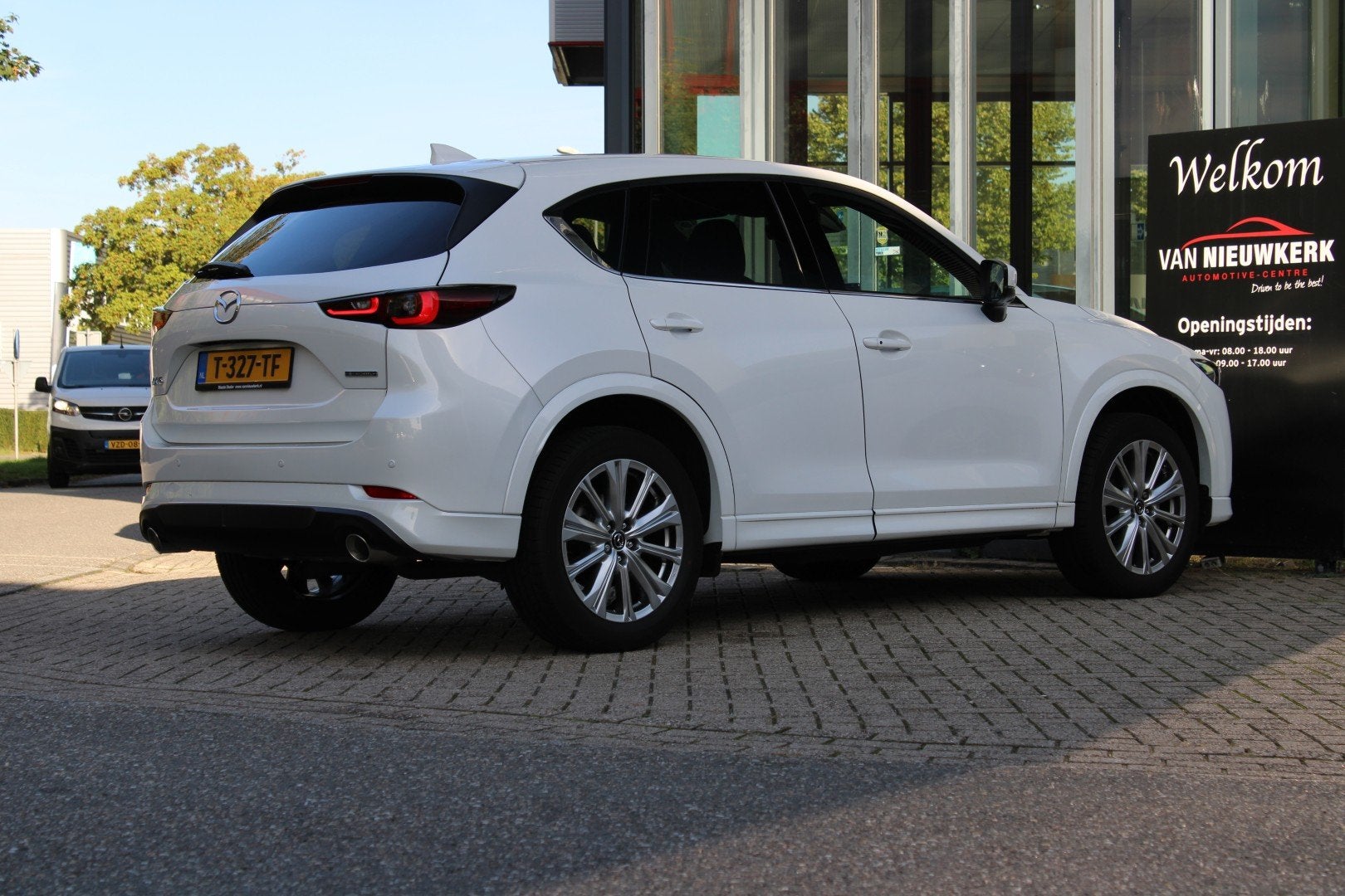 Mazda Cx-5 2.0 SKYACTIV-G 165pk 2WD Aut Takumi | Sunroof, sc, Auto's, Gebruikt, Euro 6, 4 cilinders, Wit