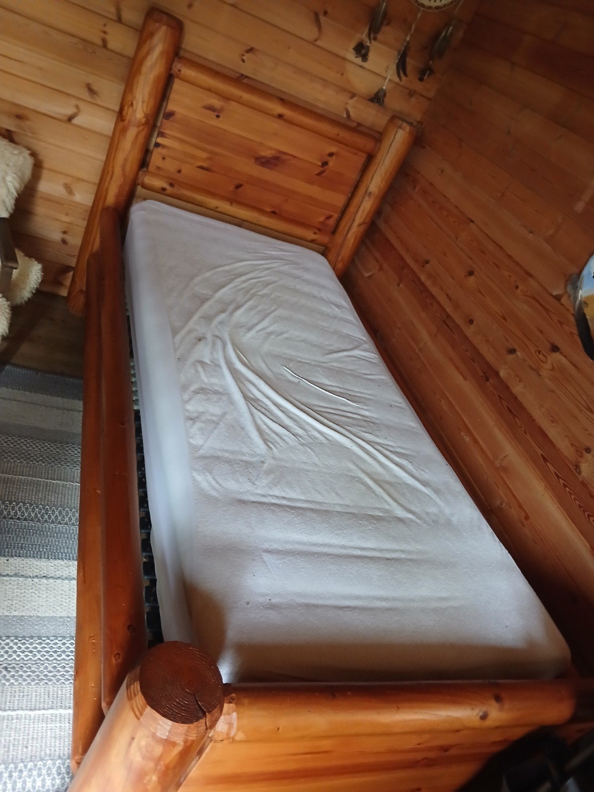 stoer bed van boomstammen, Huis en Inrichting, Ophalen, Gebruikt, Eenpersoons, Stoer