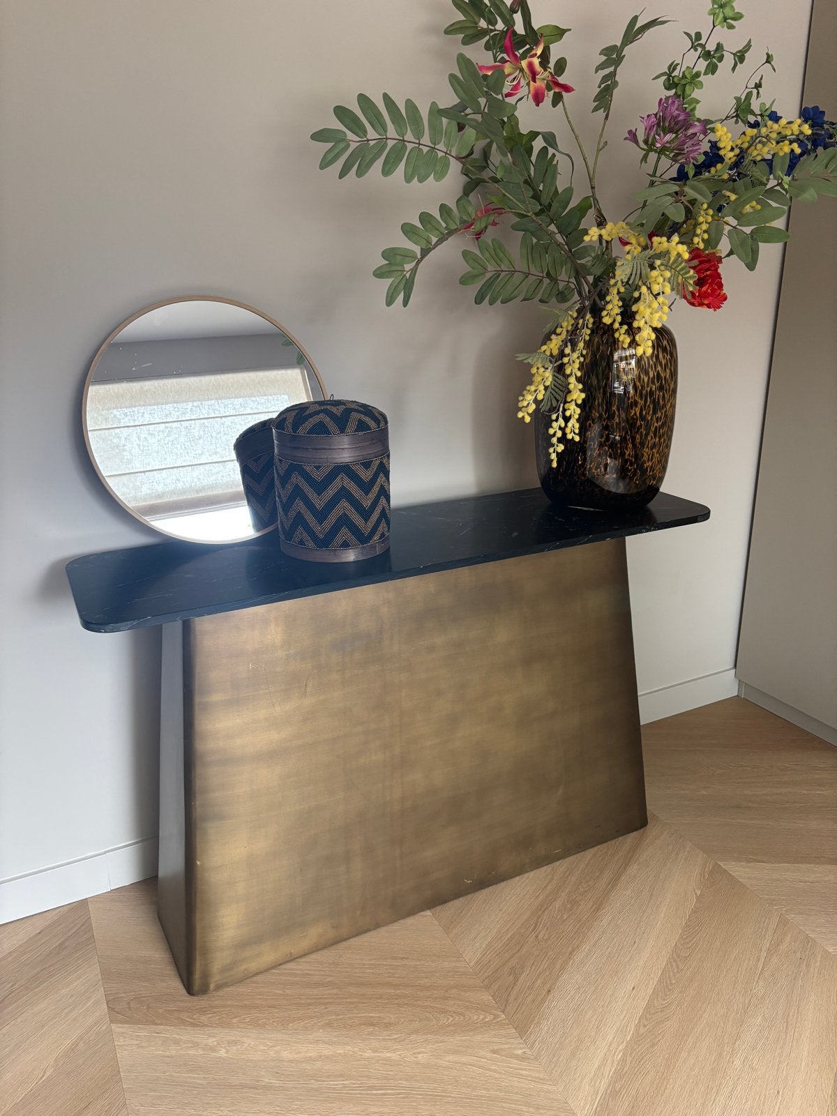 Luxe Console/Sidetable Zwart Marmer met Brass Gouden Onderst, Ophalen, Minder dan 50 cm, 100 tot 150 cm, Zo goed als nieuw