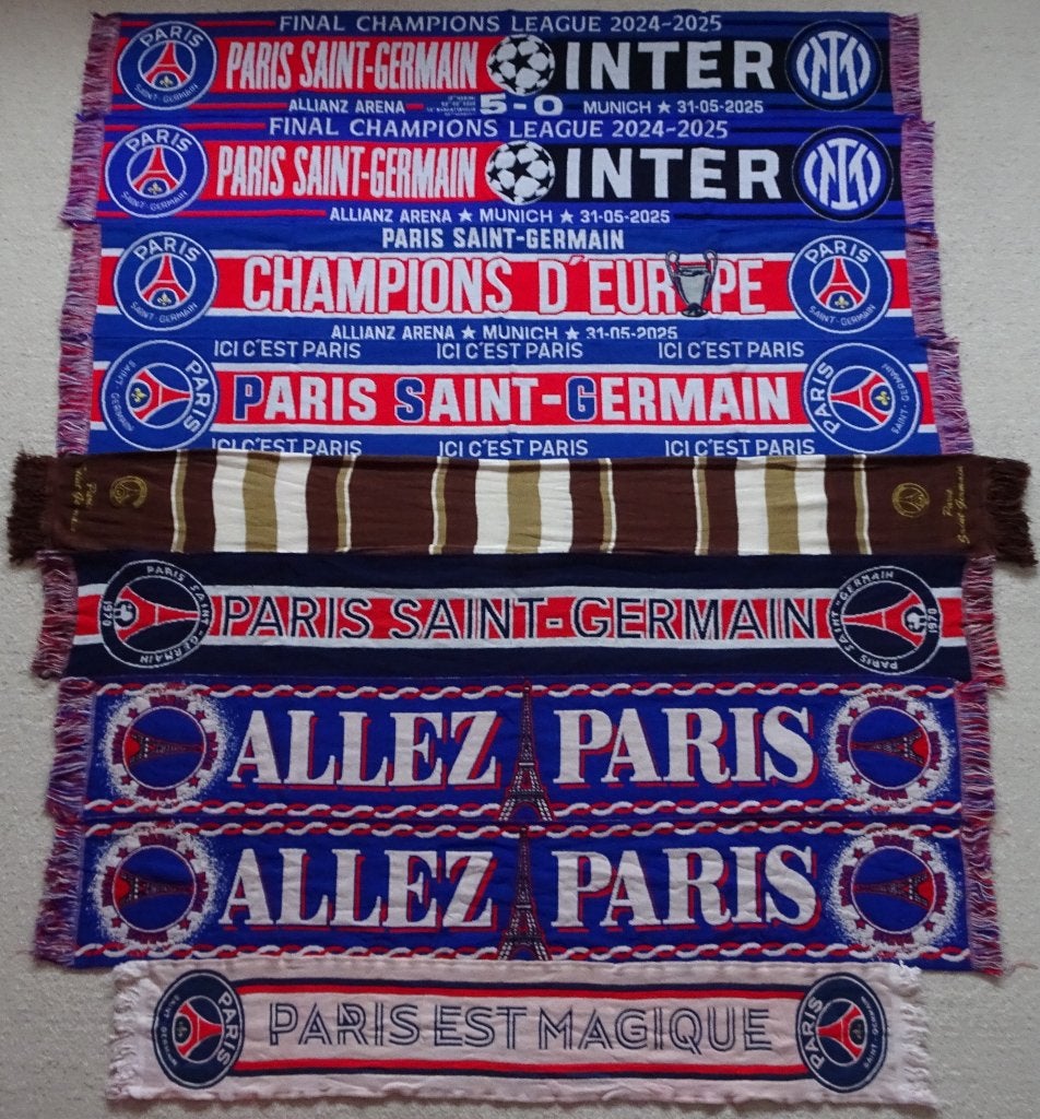 sjaal PSG Paris St. Germain, Verzamelen, Ophalen of Verzenden, Nieuw, Buitenlandse clubs, Vaantje of Sjaal