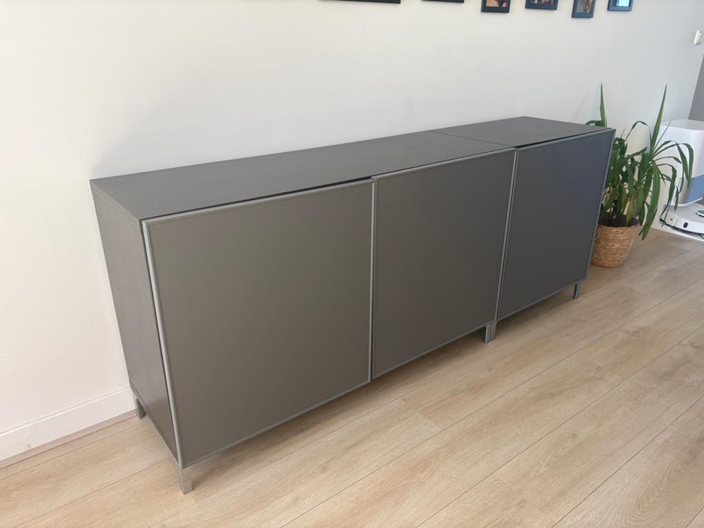 IKEA BESTÅ dressoir / opbergkast antraciet – modern design, Ophalen, Zo goed als nieuw, 25 tot 50 cm