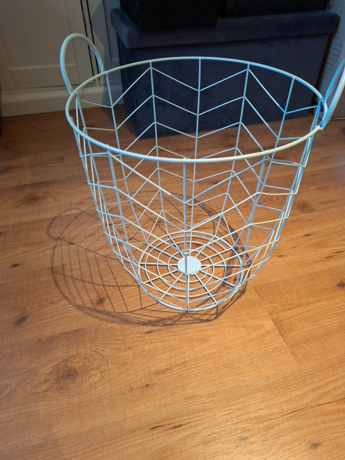Groene metalen draadmand met handvatten, Ophalen, Met handvatten, Gebruikt, Mand